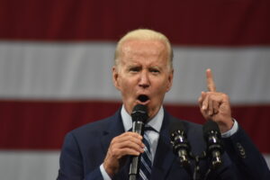 (NEW) US President Joe Biden attends an event in the state of Pennsylvania. August 30, 2022, Wilkes Barre,  Pennsylvania, USA: US President Joe Biden speaks on security and firearms during an event in Wilkes Barre, Pennsylvania, on Tuesday (30), the first of three trips to this key election state. November legislatures. The Democrat wants to send a message of firmness against crime and promises new reforms to the arms laws. Credit: Kyle Mazza/Thenews2 (Foto: Kyle Mazza/TheNews2/Deposit Photos)